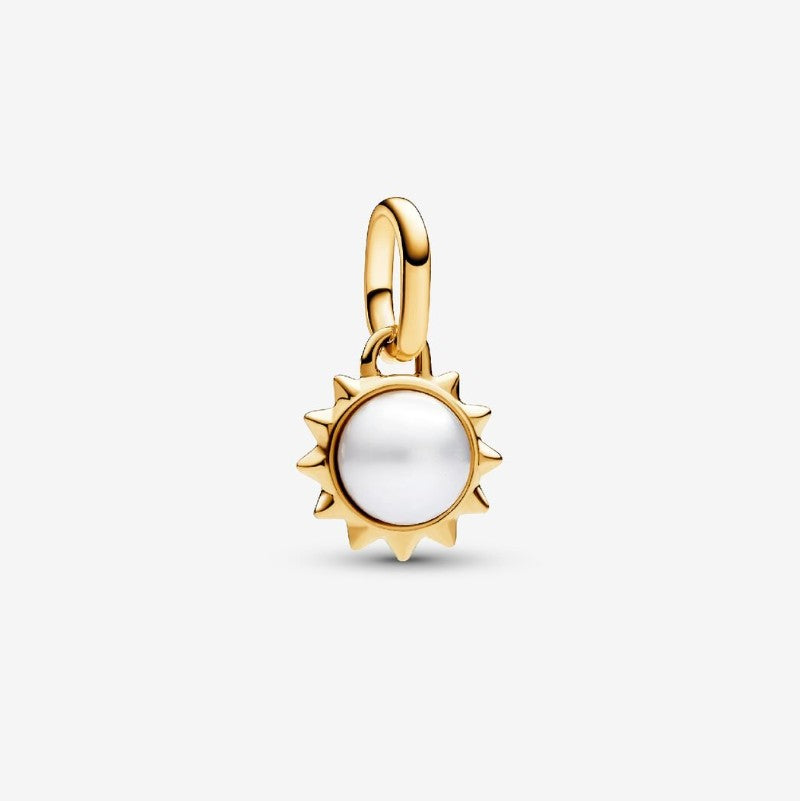 Charm Mini Pendente Sun con Perla d’Acqua Dolce Coltivata Pandora ME