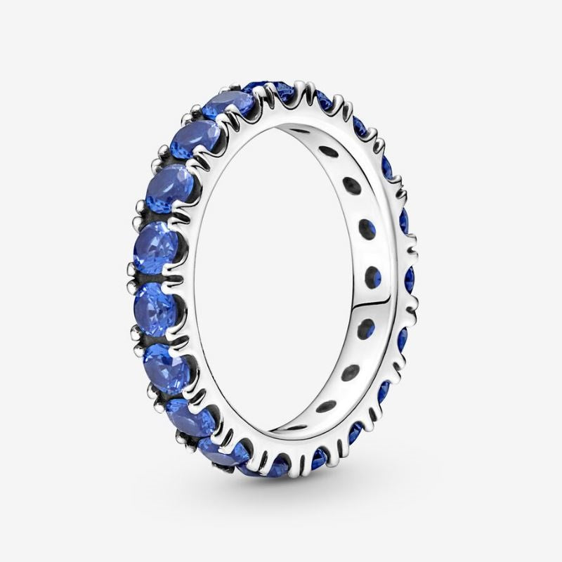 Anillo de banda azul brillante