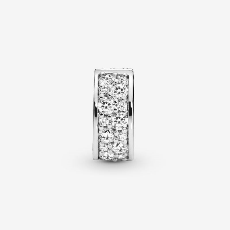 Clip with pavé