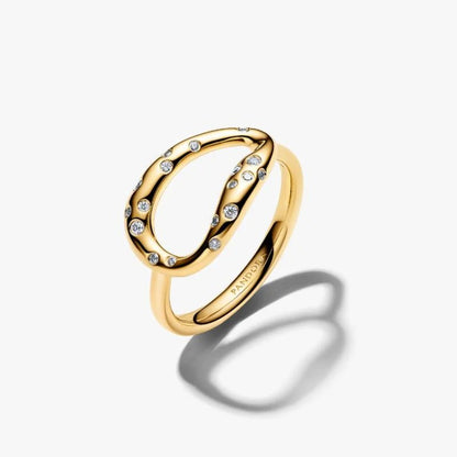 Anello Ovale Linea Sinuosa con Pietre Luminose
