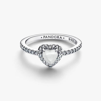 Anello Cuore in Rilievo Bianco