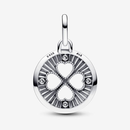 Charm Medallion Lucky Pandora ME