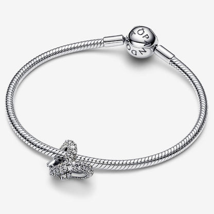 Charm Cuore Nodo Infinito e Pavè