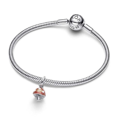 Charm fungo che si illumina al buio