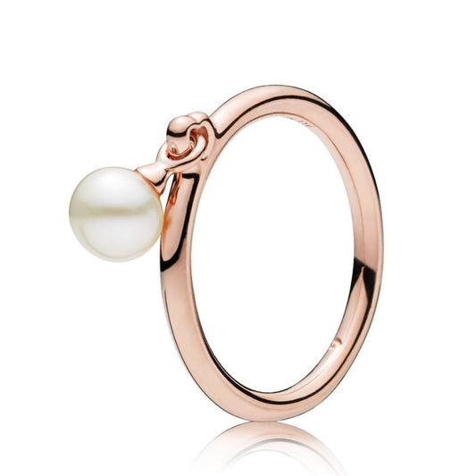 Ring with freshwater cultured pearl