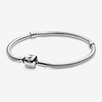 Pandora Moments bracelet with snake link