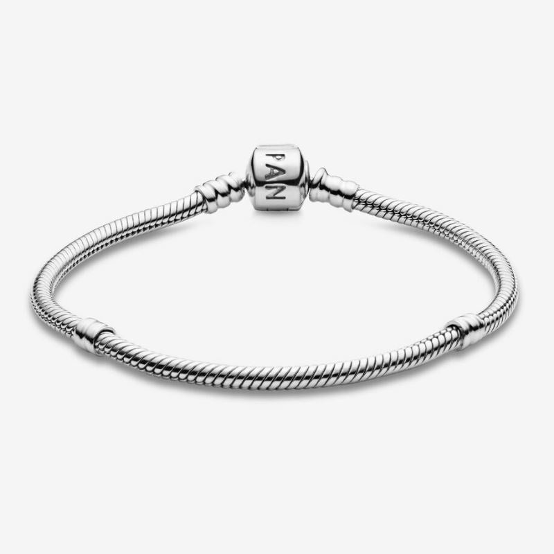 Pandora Moments bracelet with snake link