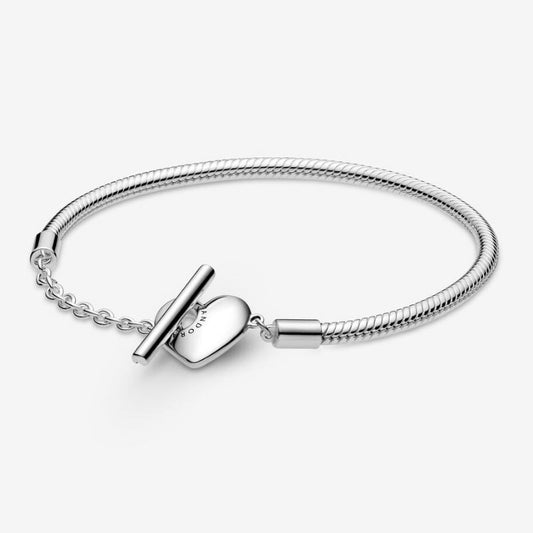 Bracelet with T and Heart Clasp