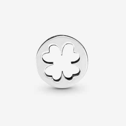 Openwork charm with Fortuna four-leaf clover